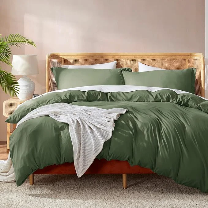 Refined Nestl Olive Green Duvet Cover Queen Size – Soft Double Brushed Queen Duvet Cover Set 3 Piece with Button Closure 1 Duvet Cover 90×90 inches and 2 Pillow Shams Functional