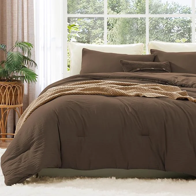 Original Design WRENSONGE King Size Comforter Set – 3 Pieces Chocolate Brown Comforter Prewashed Soft Lightweight for All Seasons Fluffy Down Comforter King Size with 2 Pillow Shams Pure