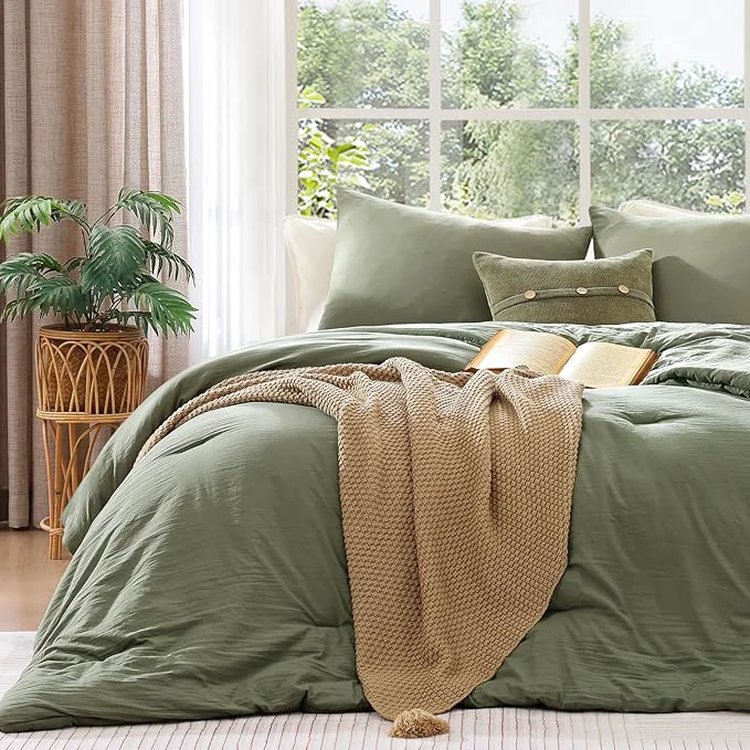 Prestigious WRENSONGE Full Size Comforter Sets – 3 Pieces Green Comforter Prewashed Soft Lightweight for All Seasons Fluffy Down Comforter Full Size with 2 Pillow Shams Contemporary