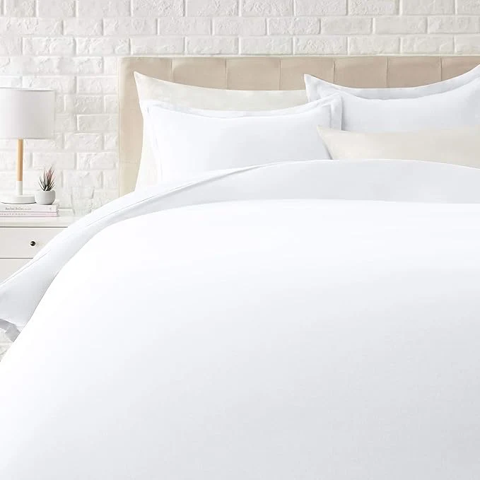 Effective Amazon Basics Lightweight Microfiber 3 Piece Duvet Cover Set with Zipper Closure King Bright White Eco-Friendly