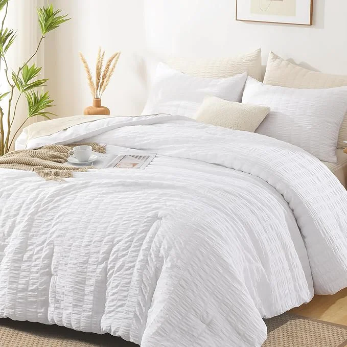 Breathable AveLom Seersucker King Comforter Set 104×90 inches 3 Pieces – Soft Washed Microfiber Lightweight Comforter with 2 Pillowcases All Season Down Comforter Set for Bedding White Fashionable