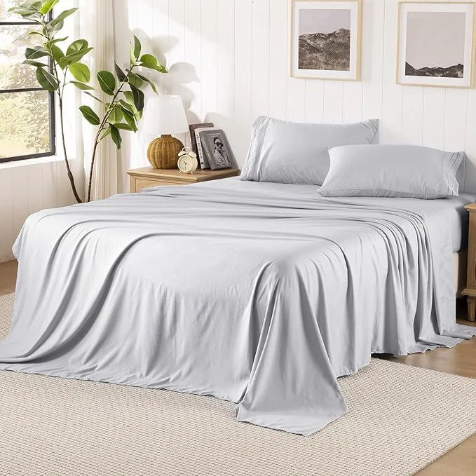 Exceptional Light Grey King Size Sheet Set Pre-washed Microfiber Cotton-Like 4 Pcs Ultra Soft Bedding Set King Breathable Cooling Skin-Friendly All Seasons 1 Fitted 1 Flat 2 Pillowcases Light Grey King Reusable