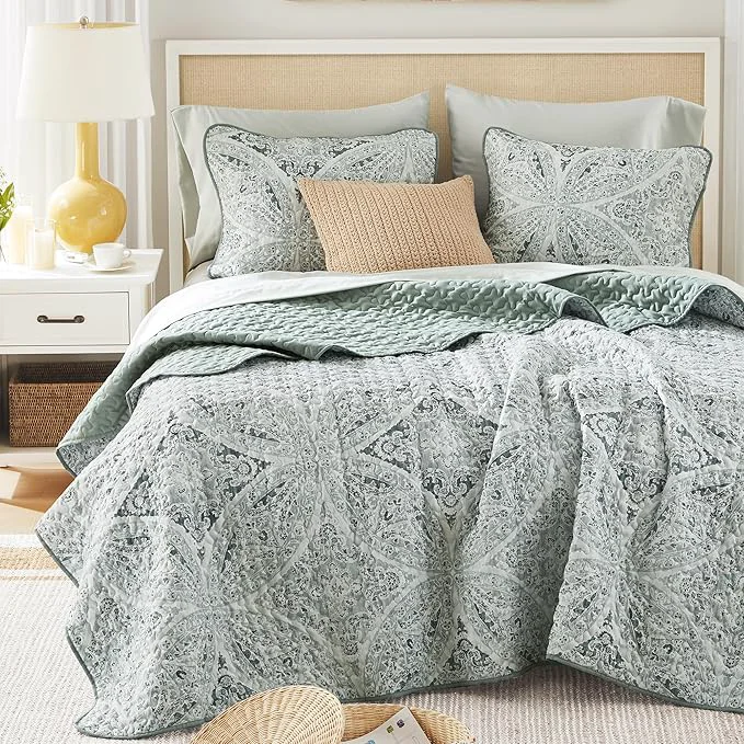 Relaxed Comfort Spaces Boho Quilt Set King Reversible Vermicelli Quilting King Size Bed All Season Lightweight Coverlet Winter Layer Bedding Shams Gloria King Green 3 Piece User-Friendly
