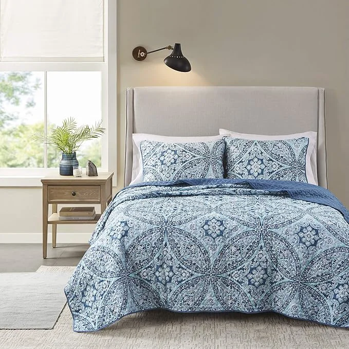 Quality Comfort Spaces Reversible Quilt Set-Vermicelli Stitching Design All Season Lightweight Coverlet Bedspread Bedding Matching Shams Full Queen 90 in x 90 in Gloria Damask Aqua 3 Piece Clean