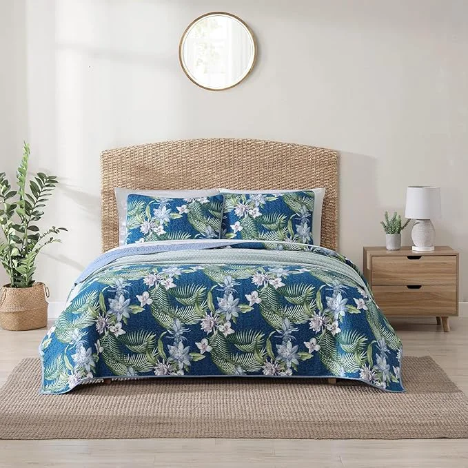 Sophisticated Tommy Bahama – King Quilt Set Reversible Cotton Bedding with Matching Shams Medium Weight Oeko-Tex Southern Breeze Dark Blue Top-Quality