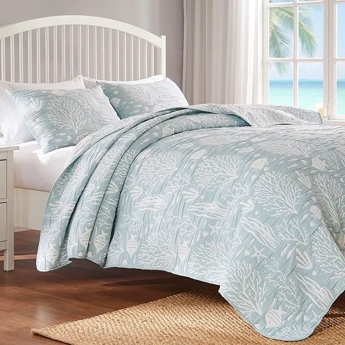 Practical Greenland Home Coastal Paradise Reversible Matelassé Coverlet Set 3-Piece King Cal King Marina Seafoam Unique