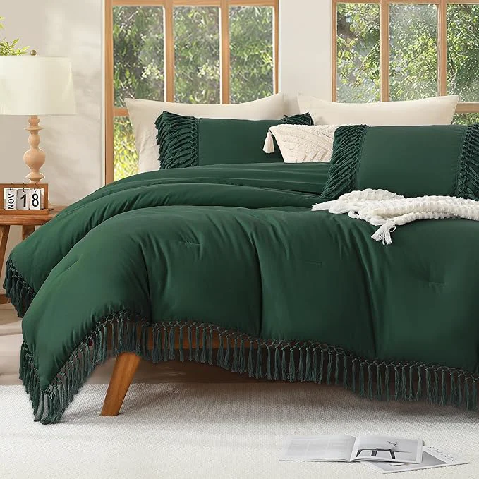 Andency Emerald Dark Green Comforter Set Queen 3 Pieces Boho Tassel Lightweight Vintage Soft Bedding Comforter Sets All Season Fluffy Fringe Bed Set 90x90In Comforter amp 2 Pillowcases Stylish
