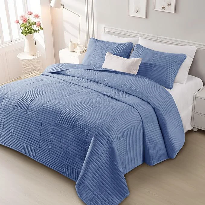 Fine Crafted Whale Flotilla Ultra Soft Twin Quilt Bedding Set Lightweight Microfiber Bluish Relaxed