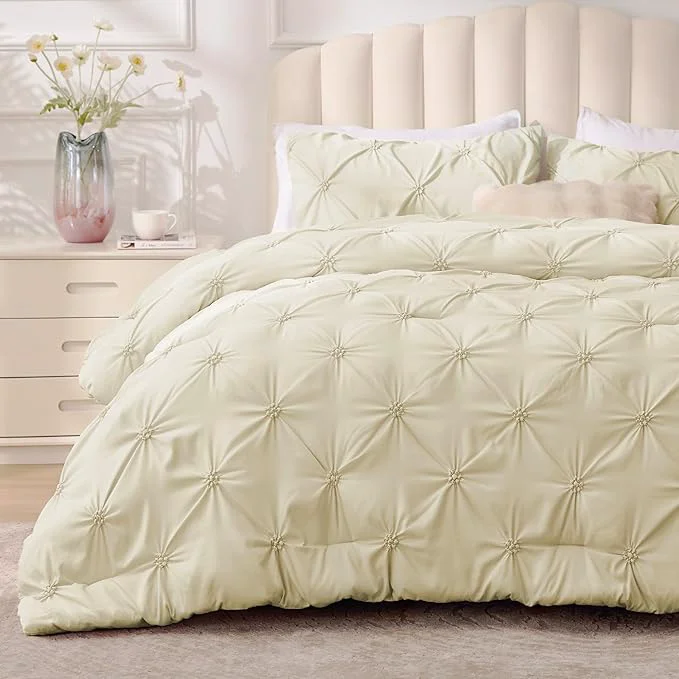Traditional BEDELITE Beige Twin Comforter Set Detailed