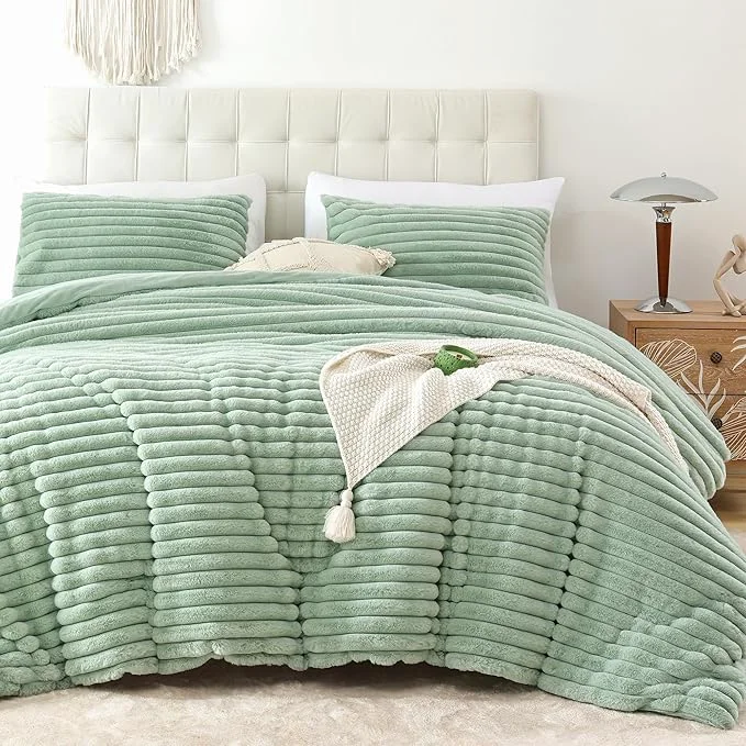 Traditional Smoofy Fluffy Queen Comforter Set 3 Pieces Original Design