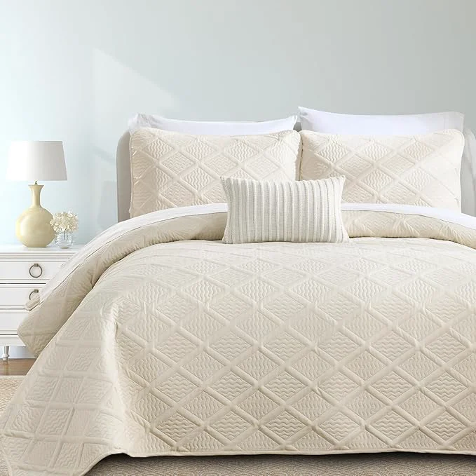 Pure Yiran Quilt King Size Beige Summer Bedspreads Bedding Set 3 Pieces Thin Safe