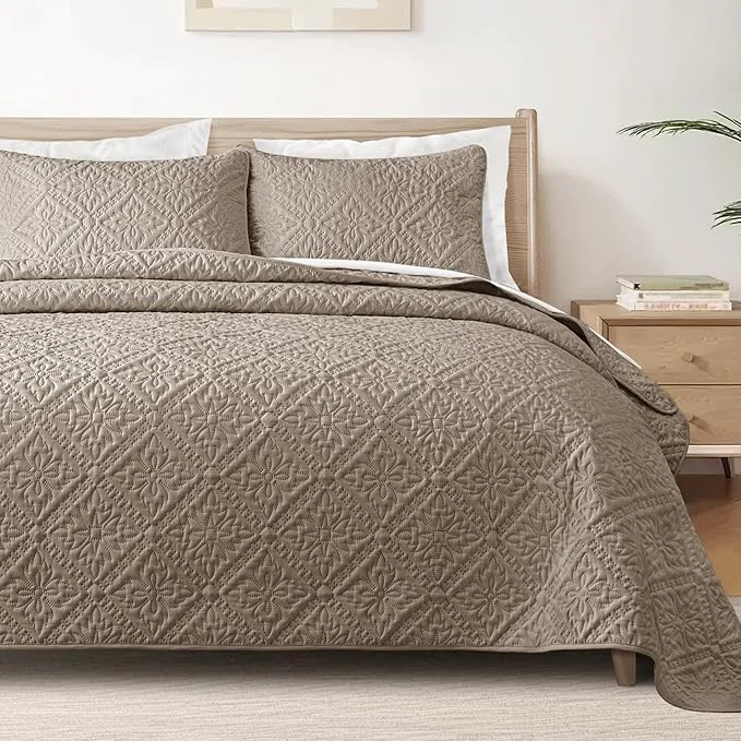 Expertly Made Exclusivo Mezcla King Quilt Bedding Set Lightweight Soft Bedspreads Coverlets Solid
