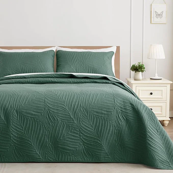 High-End Exclusivo Mezcla California King Quilt Bedding Set Lightweight Green Quilts