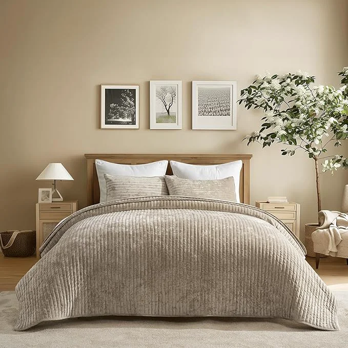 Traditional EVERGRACE Velvet Quilt Set Queen Size Luxurious Soft Striped Channel Bedding Reusable