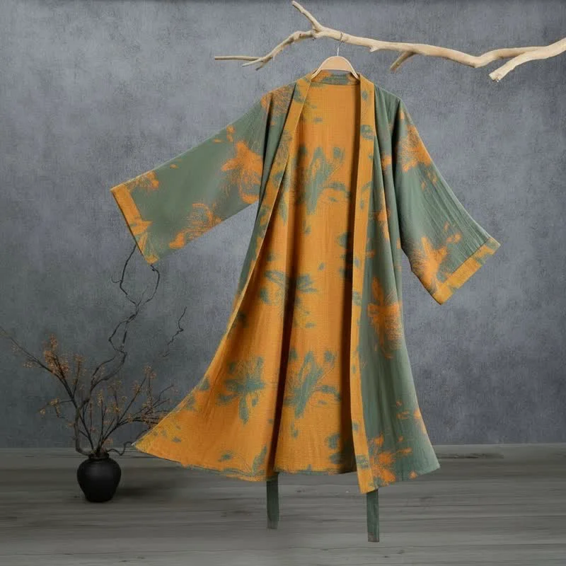 Contemporary Ownkoti Reversible Vintage Floral Cotton Kimono Robe Minimalist