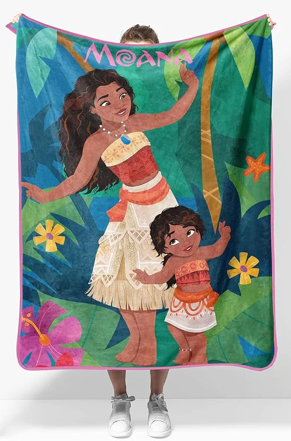 High-End Jay Franco Disney Moana Plush Throw Blanket 40×50 – Soft Microfiber Kids Blanket Featuring Moana Maui amp HEI HEI ly Licensed Machine Washable Gift for Girls Breathable