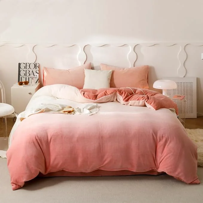 Relaxed CLOTHKNOW Pink White Velvet Queen Comforter Set Gradient Pink Bedding Comforter Sets Soft Warm Comforter with 2 x Pillow Cases Soft Easy-to-Use