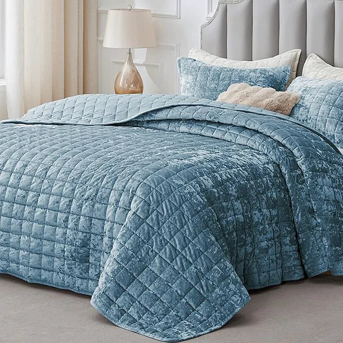 Consistent BEDELITE Velvet Quilt Set Queen Size – Luxury Velvet Comforter Bedding Set 3 Pieces Lightweight Soft Cozy Shiny Dusty Blue Oversized Bedspread Coverlet for All Seasons with 2 Pillow Shams Optimized