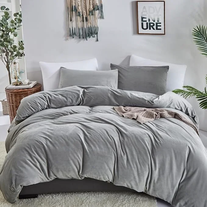 Recyclable CLOTHKNOW Grey Velvet King Size Comforter Set 3Pcs Gray Bedding Comforter Sets Soft Flannel Comforter with 2 x Pillow Cases Unique