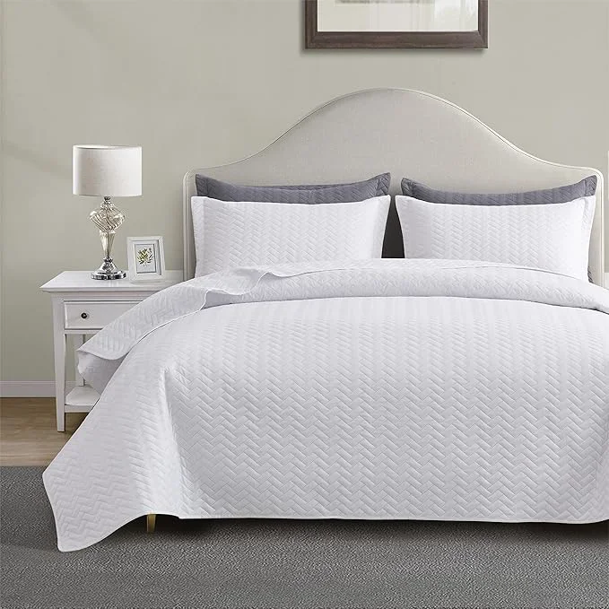 Comfortable Maple amp Stone Quilt Set Twin Twin XL Lightweight White Bedspread Ultrasonic Chevron Pattern Light Coverlet for All Season Comforter Bedding Decor – 2 Piece Twin Extra Long Bed Cover Sets High-Grade