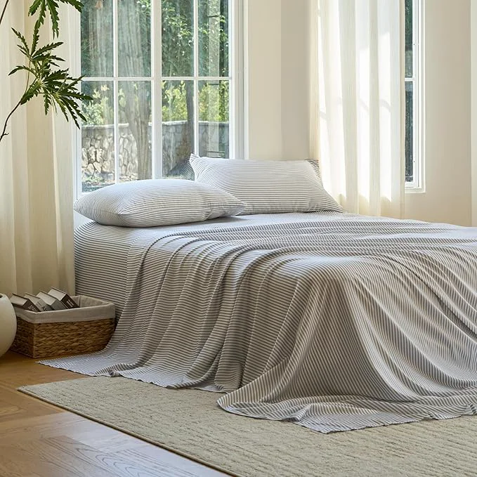 Top-Quality DOZ Sheet Set Viscose derived from Bamboo Organically Grown Buttery Soft Cooling Sheets High GSM Deep Pockets – 4 Piece – 2 Pillowcases 1 Fitted 1 Top Sheet Stripe Queen Advanced