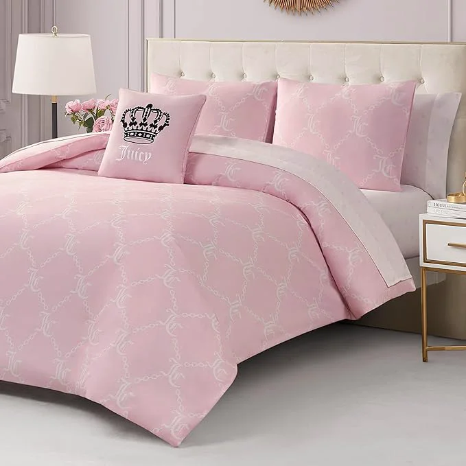 Authentic Juicy Couture Light Pink White Link Logo Printed Comforter Set Twin – Complete 6-Piece Bed in a Bag Collection Prestigious