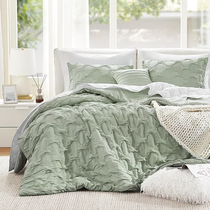 Fast Comfort Spaces Comforter for King Size Bed Ogee Ruched with Crinkle Texture Breathable Comforter Set King All Season Lightweight Bedding Set Shams Décor Pilow King Cal King Green 4 Piece Refined