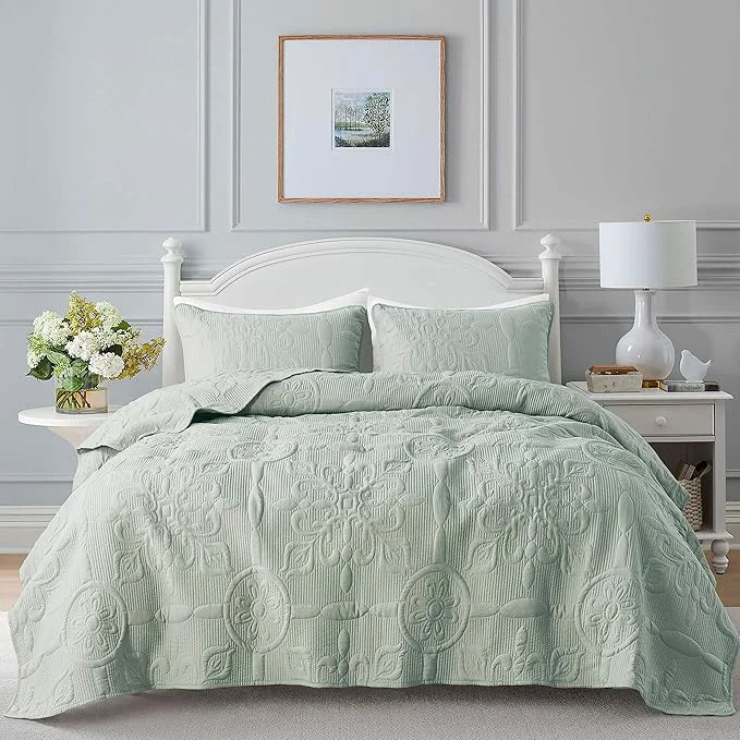 Original B2EVER Sage Green Damask Quilt Twin Size Bedding Sets with 1 Pillow Sham Boho Bedspread Lightweight Soft Farmhouse Vintage Bohemian Coverlet Retro Jacquard Pattern Bed Cover for All Season 2 Pieces Proven