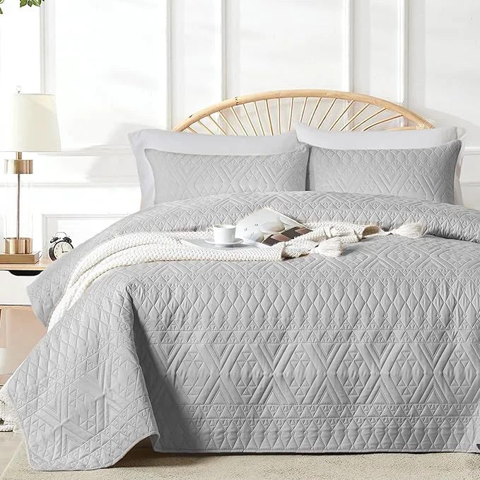 Consistent akkialla Full Queen Size Quilt Bedding Set Light Grey Lightweight Microfiber Soft Bedspread Modern Style Geoetric Pattern Coverlet Set for All Seasons 3 Piece 1 Quilt 2 Pillow Shams Quality