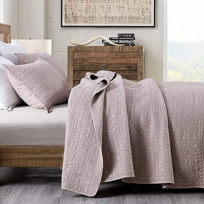 Enhanced Oversized King Quilt Set Cameo Rose California King Quilt Classic Geometric Spots Stitched Pattern Stone-Washed Ultra Soft Lightweight Quilted Bedspread Cal King for All Season 3 Pieces Stylish