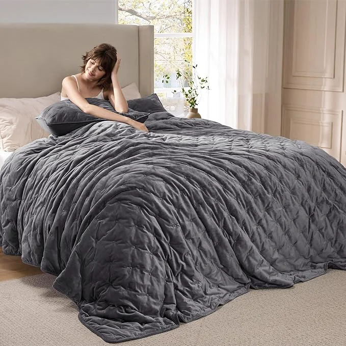 Reliable Bedsure Velvet Fleece Comforter Set King Dark Grey Lightweight Quilted Bedding Set Soft Warm Blanket for All Season 3 Pieces 1 Comforter 104 quot x 90 quot and 2 Pillow Shams 20 quot x 36 quot Solid