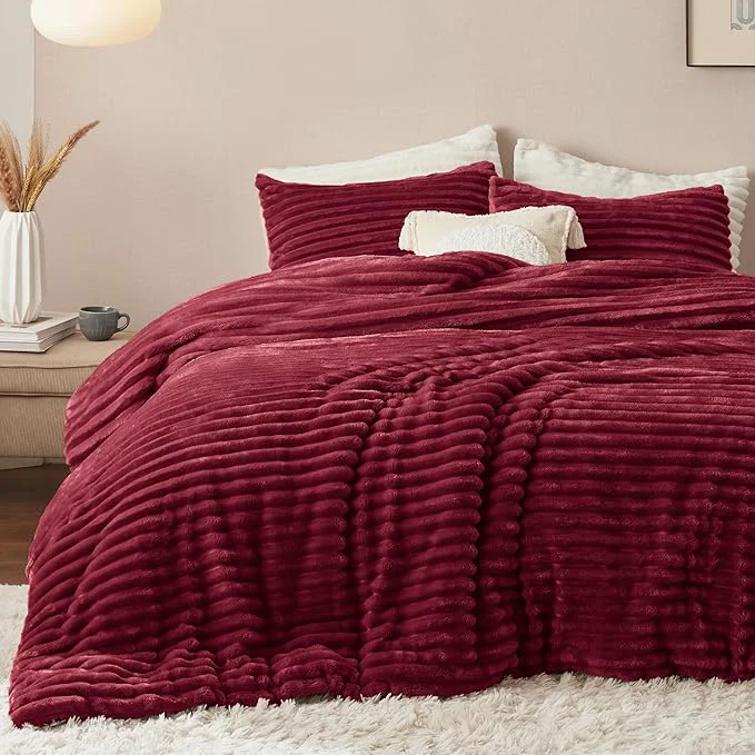 Artisan Bedsure Full Size Comforter Sets – GentleSoft™ 3 Pieces Double-Side Fleece Fluffy Dark Red Comforter Set Cozy Striped Room Decor Aesthetic Luxury Full Size Bedding 2 Pillowcases 82×86 Inches Exclusive