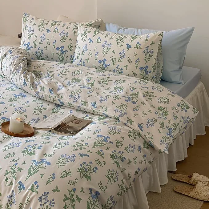 Proven Vintage Queen Comforter Set Blue Floral Bedding Comforter Set Queen for Girl Women White Comforter Sets with Green Botanical Coquette Aesthetic Bedding Comforter Sets 1 Comforter and 2 Pillowcases Breathable