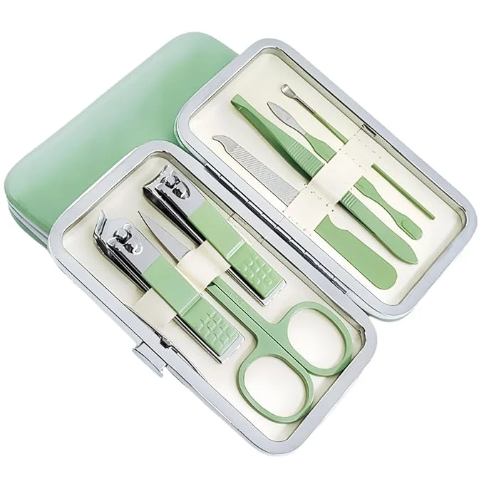 Convenient QURIPE 7pcs Manicure Set Nail Clippers Kit Stainless Steel Manicure Kit Reusable