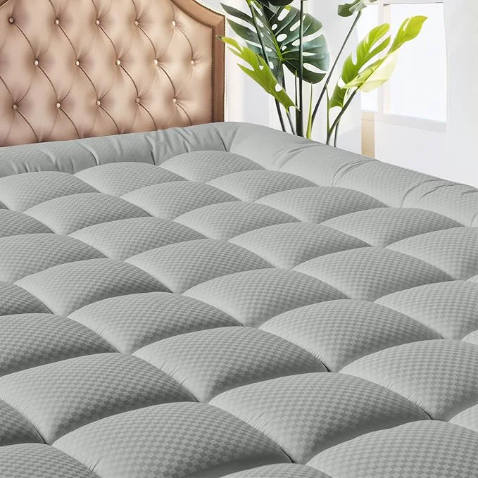 Elite MATBEBY King Size Mattress Pad Relaxed