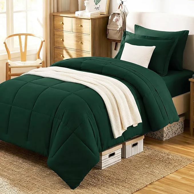 Responsible CozyLux Twin XL Comforter Set Emerald Green Traditional