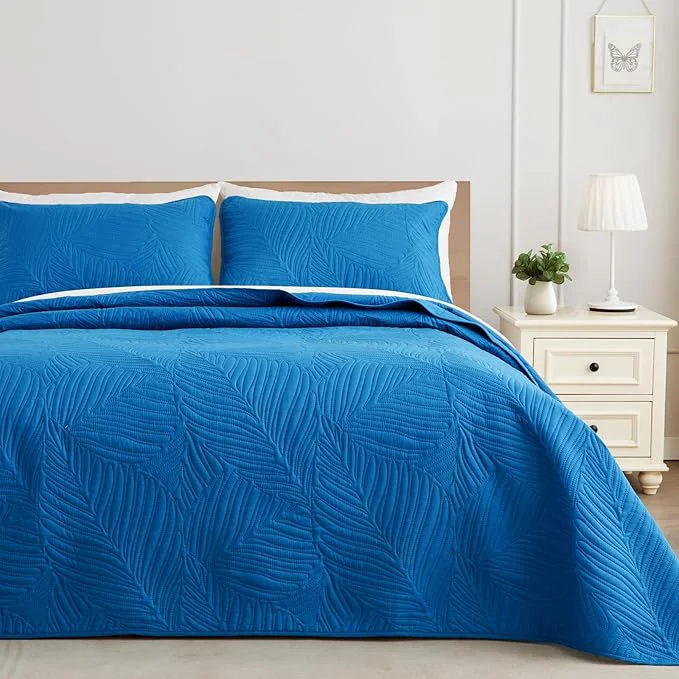 Premium Material Exclusivo Mezcla King Size Quilt Bedding Set Lightweight Royal Blue Quilts Convenient