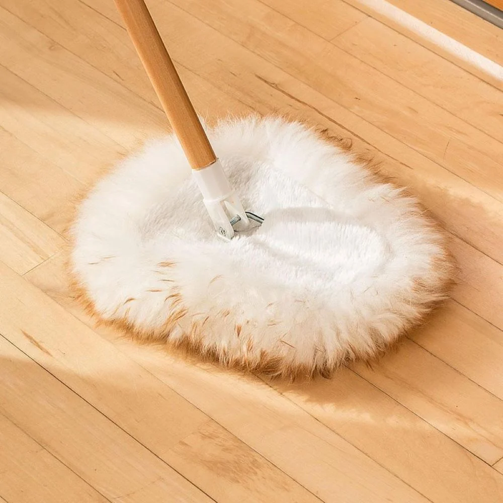 Powerful Lamb’s Wool Wedge Mop Eco-Friendly
