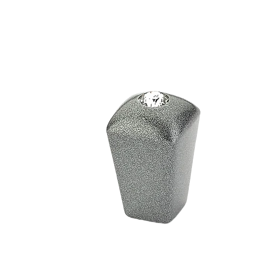 High-End Schaub Skyevale Milano Silver with Crystal Cabinet Knob 1 in. Unique