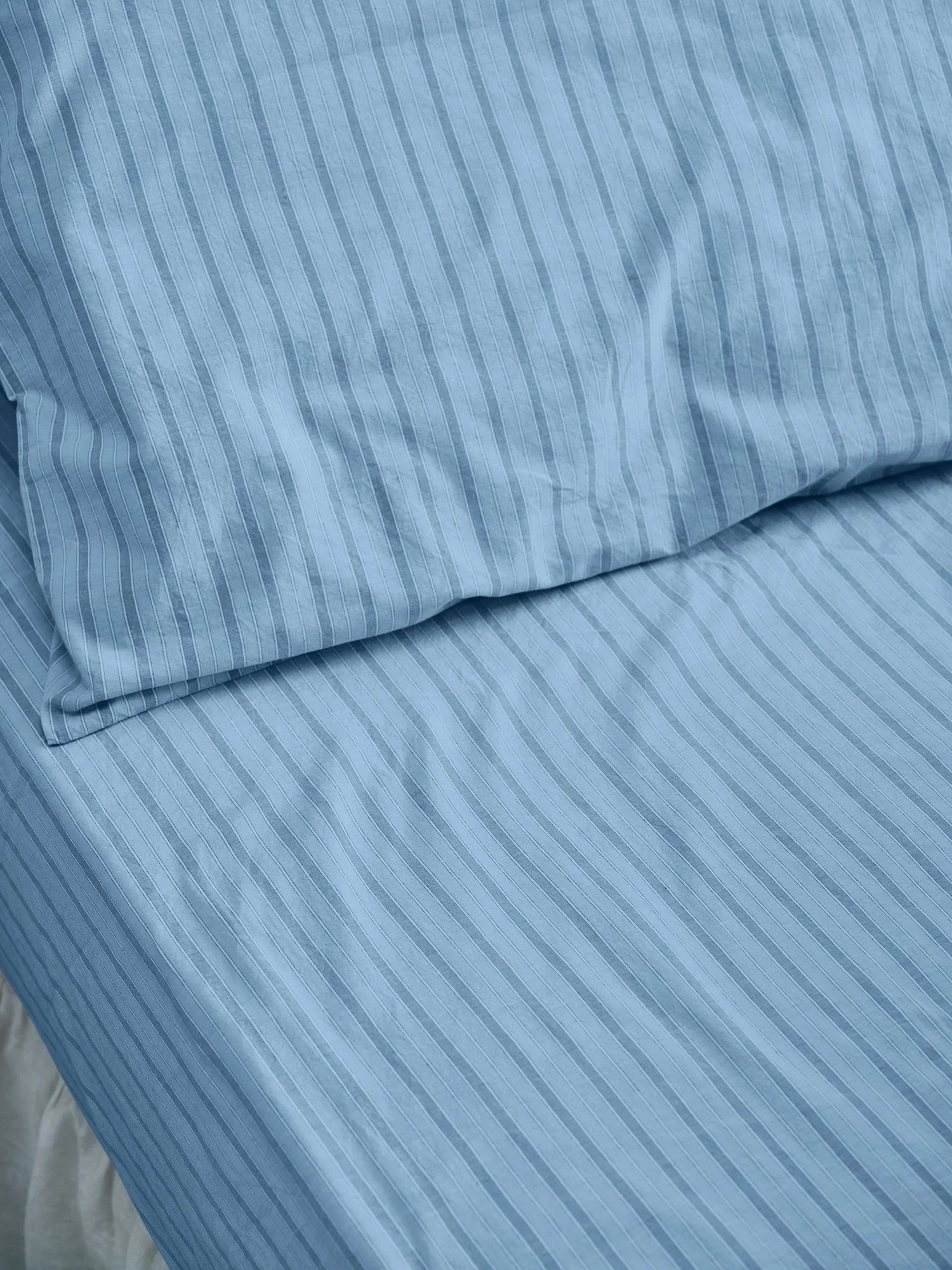 Refined Pale Blue Favourite Shirt Stripe Cotton Fitted Sheet Sophisticated