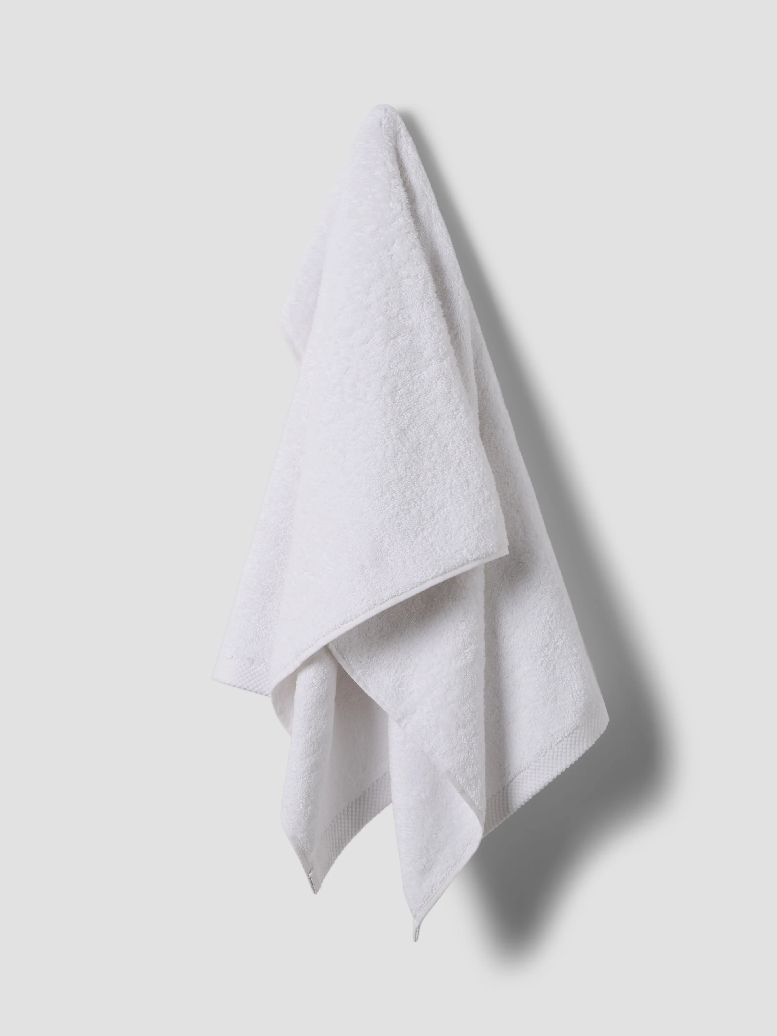 First-Class White Organic Cotton Towels Detailed