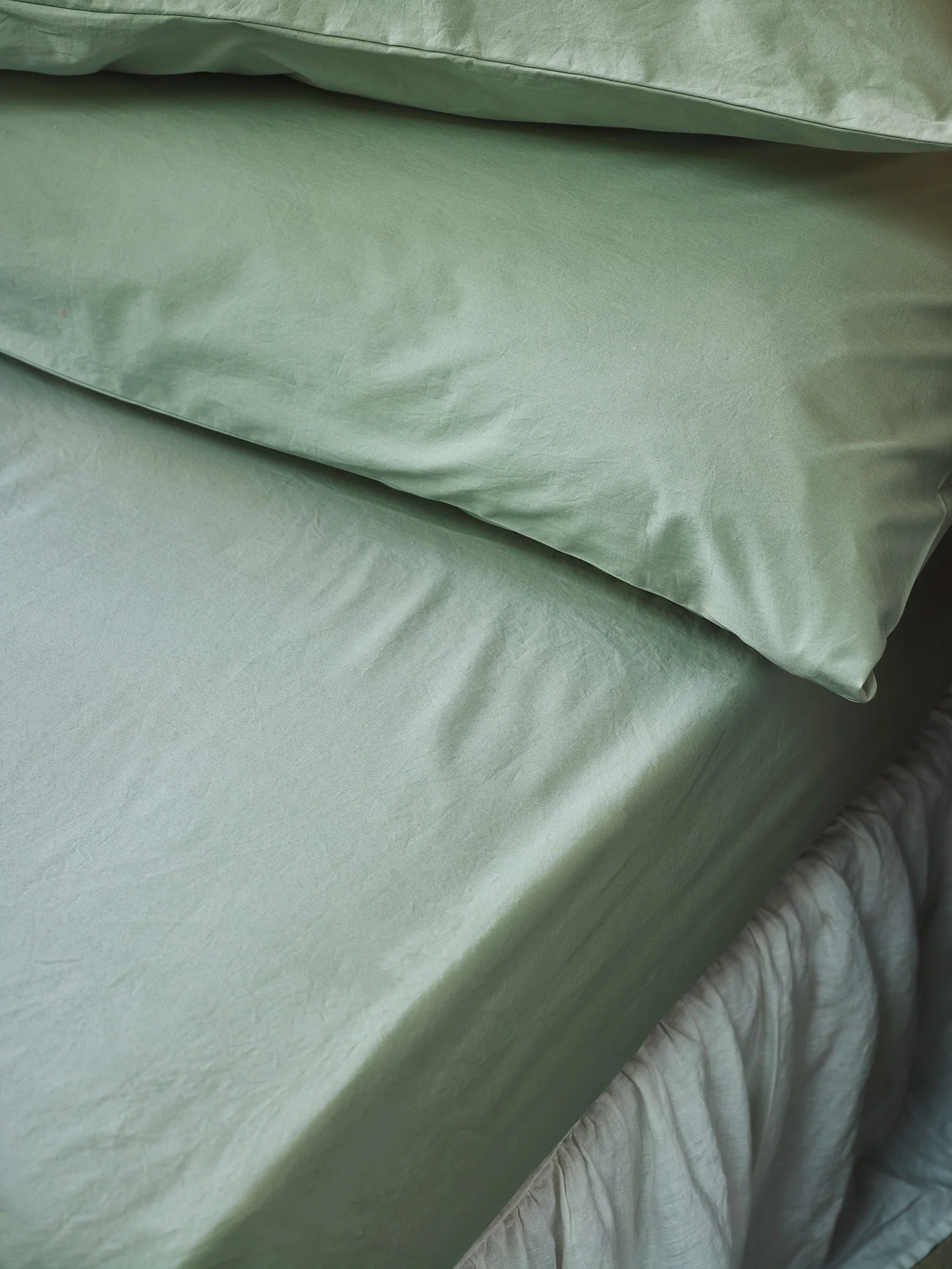 Fashionable Mellow Green Washed Cotton Percale Fitted Sheet First-Class