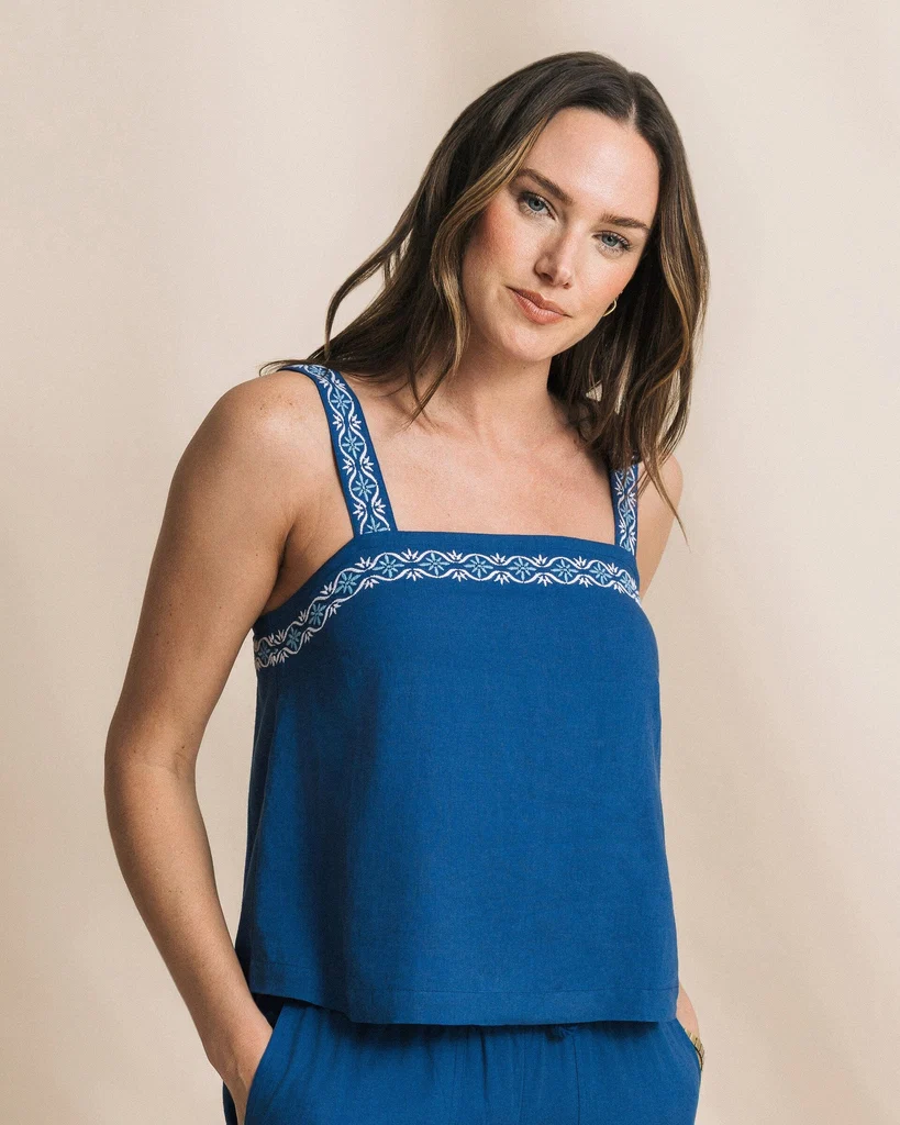 Elite Arabelle Embroidered Top Long-Lasting