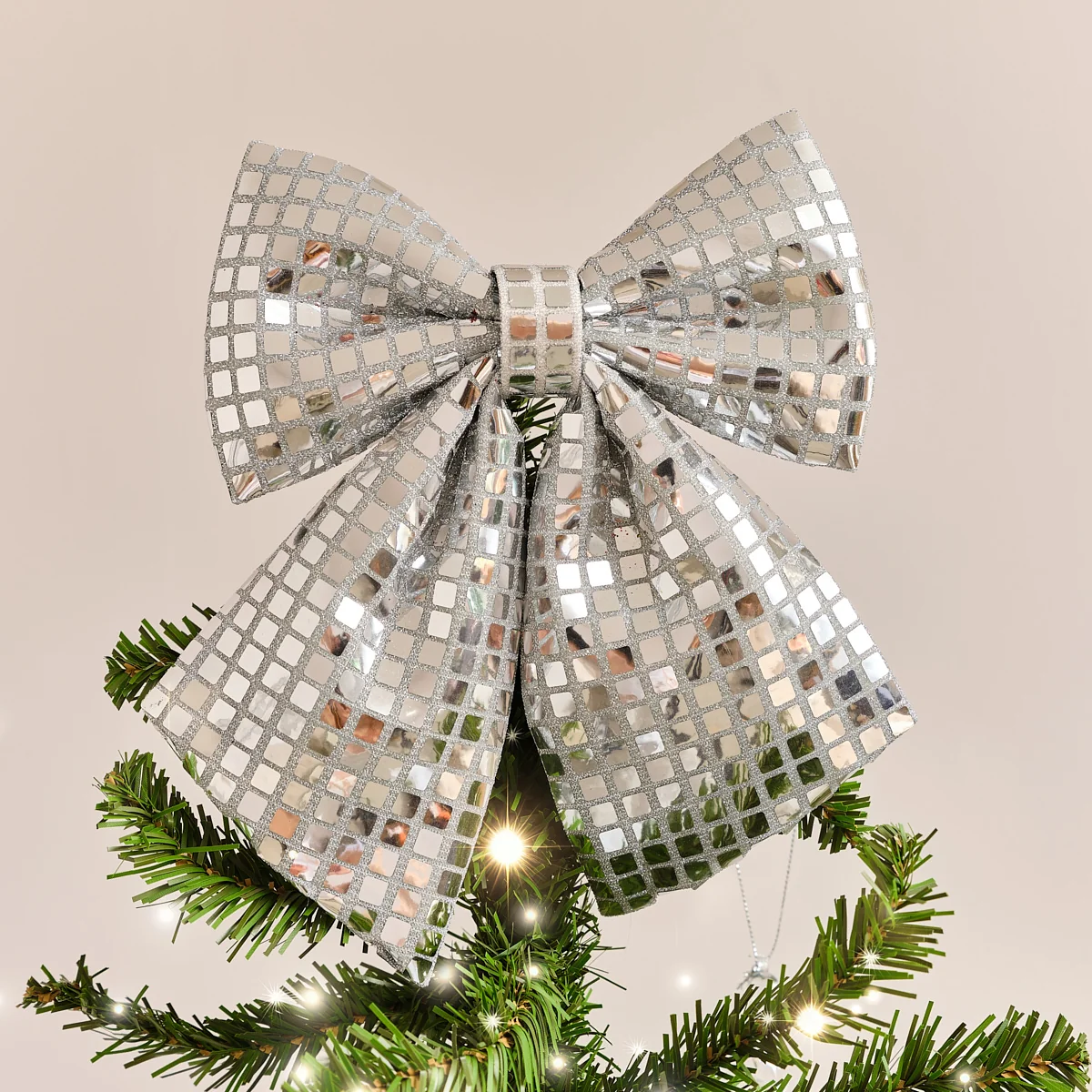 Environmentally Friendly Large Silver Mirrored Disco Detailed Decorative Christmas Bow – 24cm Expertly Made