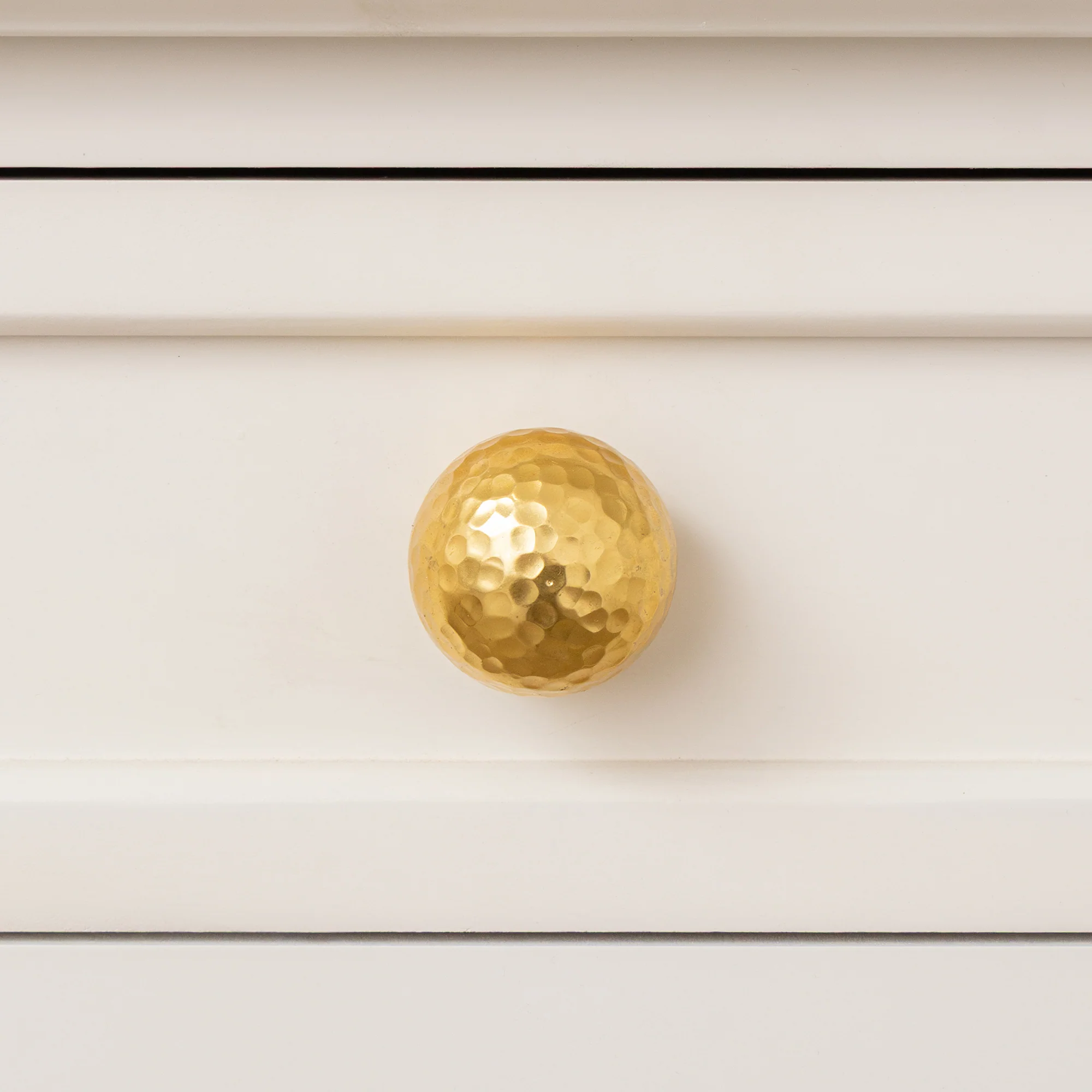 Modern Large Shiny Gold Round Hammered Drawer Knob – 5cm Fast
