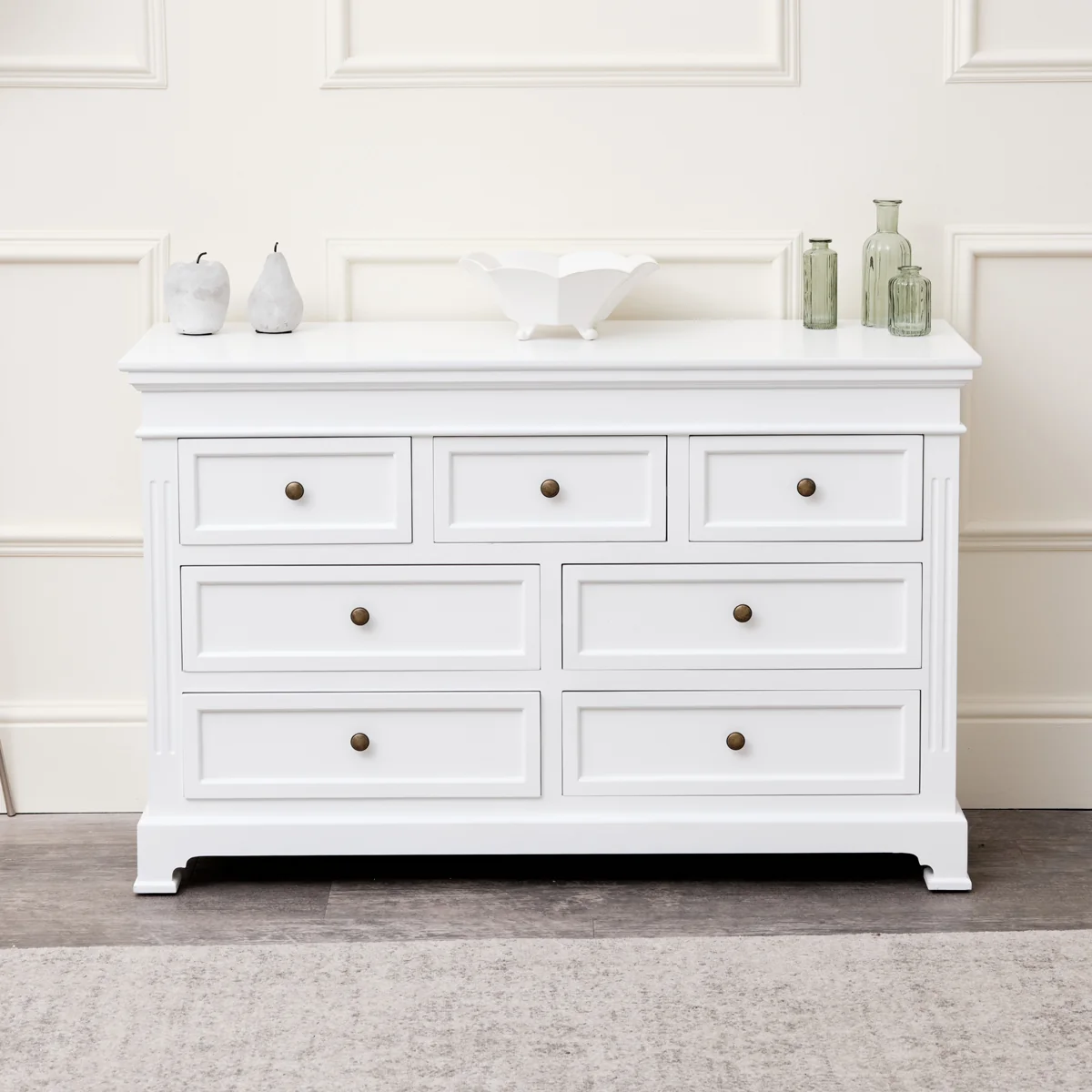 Advanced Large White 7 Drawer Chest of Drawers – Daventry White Range Versatile