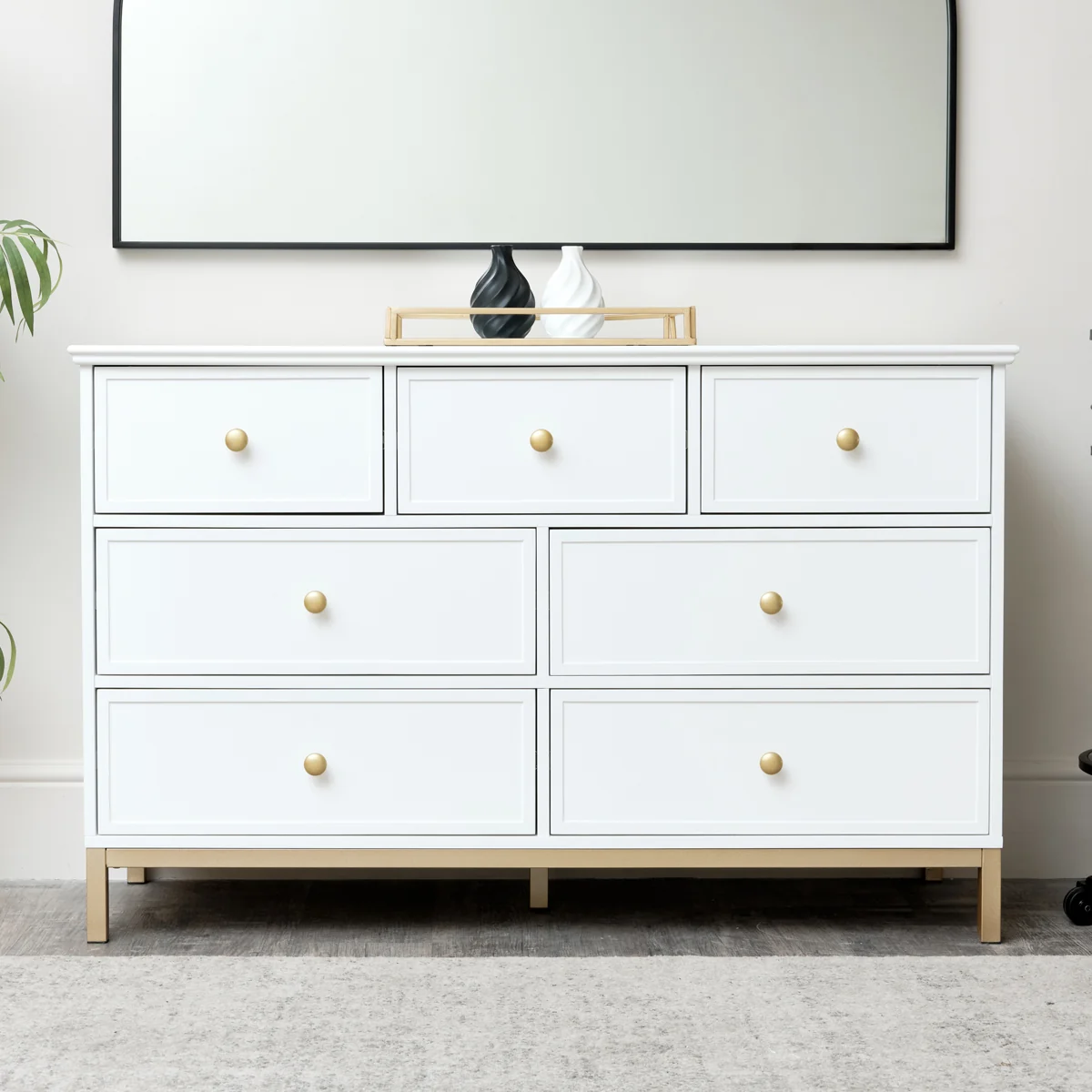 Elegant Large 7 Drawer Chest of Drawers – Aisby White Range Clean