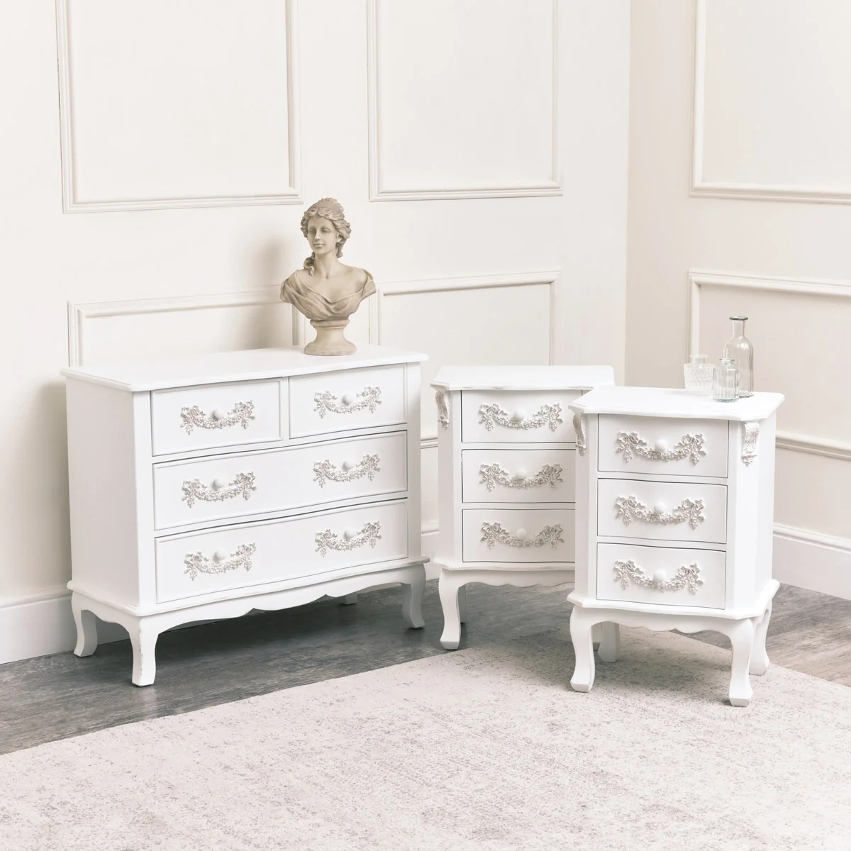 High-Grade Antique White 4 Drawer Chest of Drawer Pair of 3 Drawer Bedside Tables – Pays Blanc Range Quality