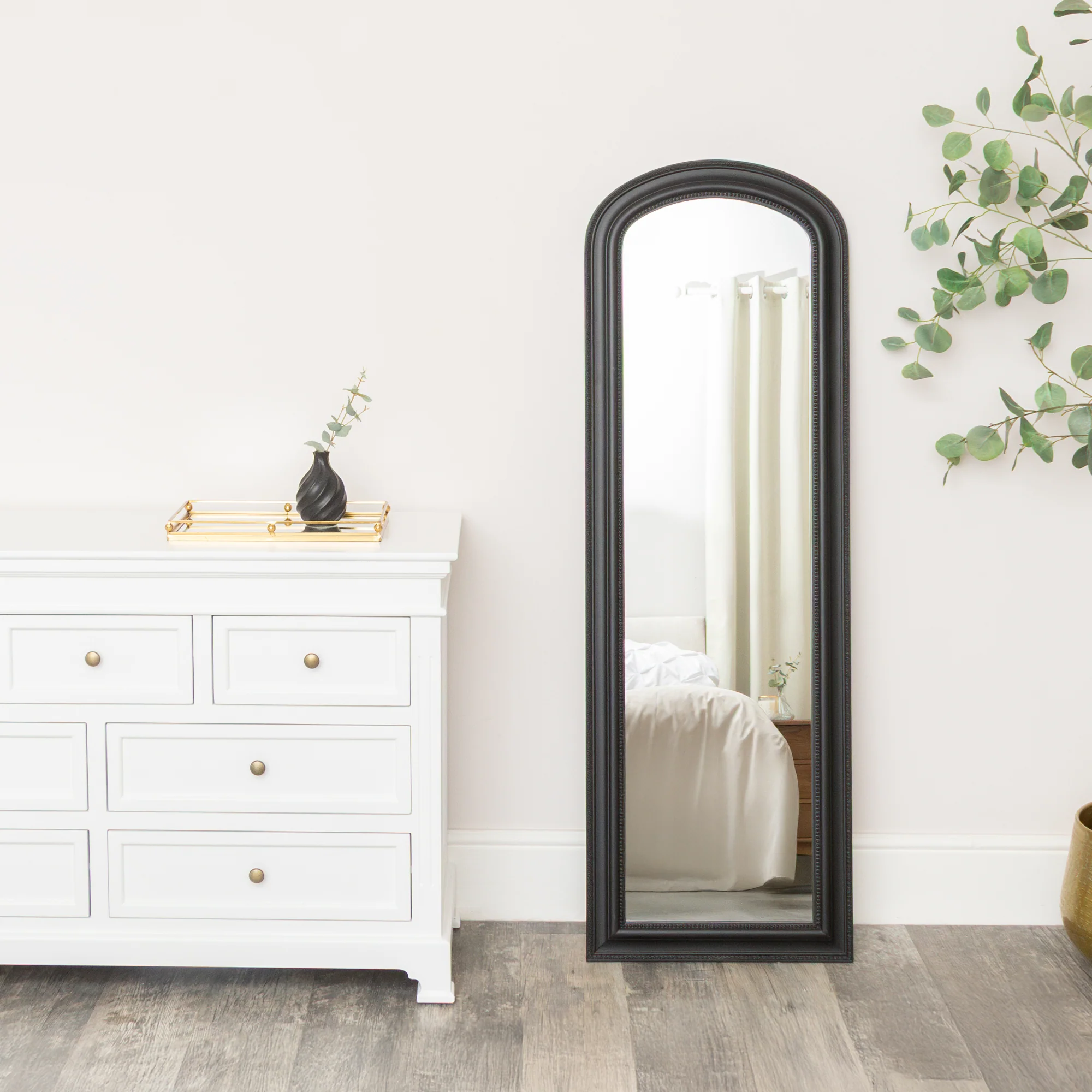 Recyclable Full Length Black Leaner Wall Mirror – 47cm x 142cm Casual