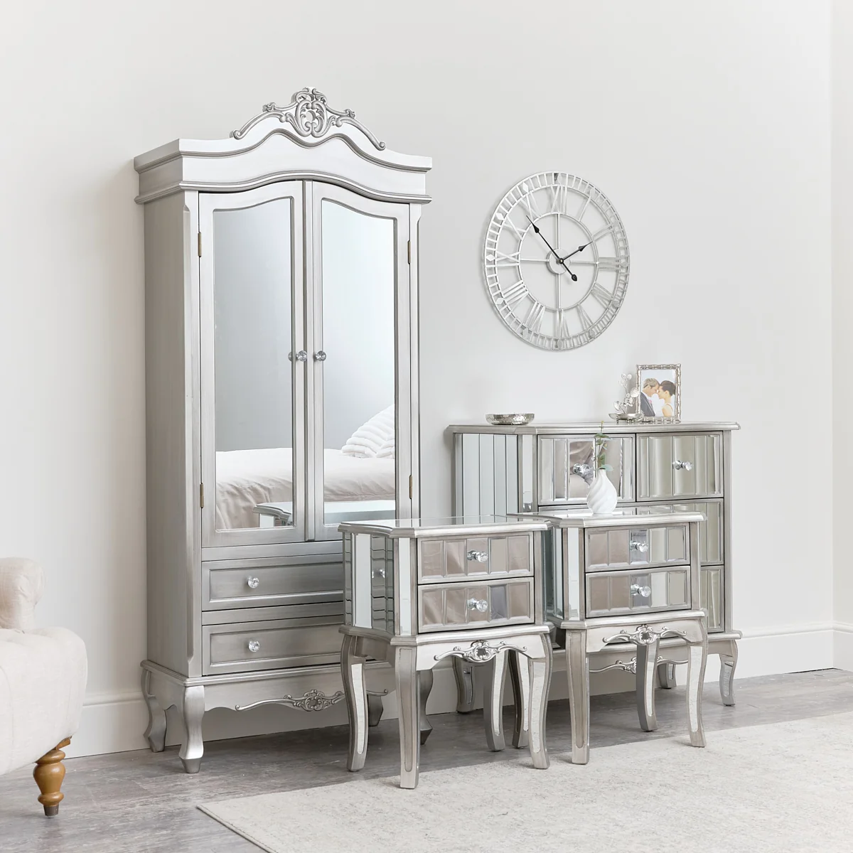 Minimalist Mirrored Closet Chest of Drawers Pair of Bedsides – Tiffany Range User-Friendly